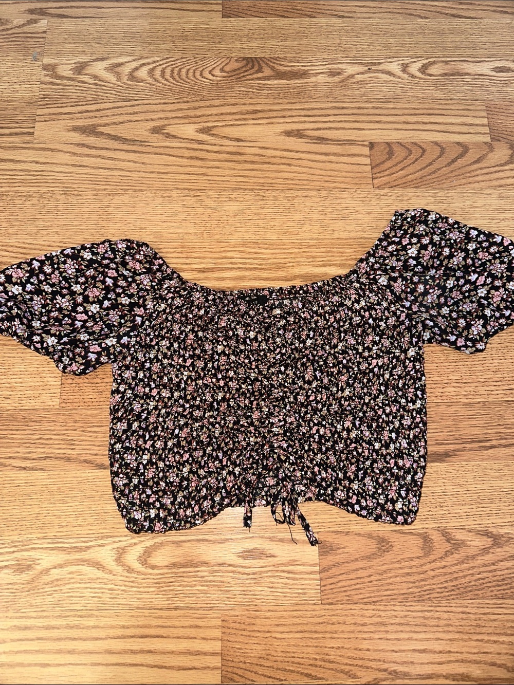 Women's Black Floral Smocked Crop Top